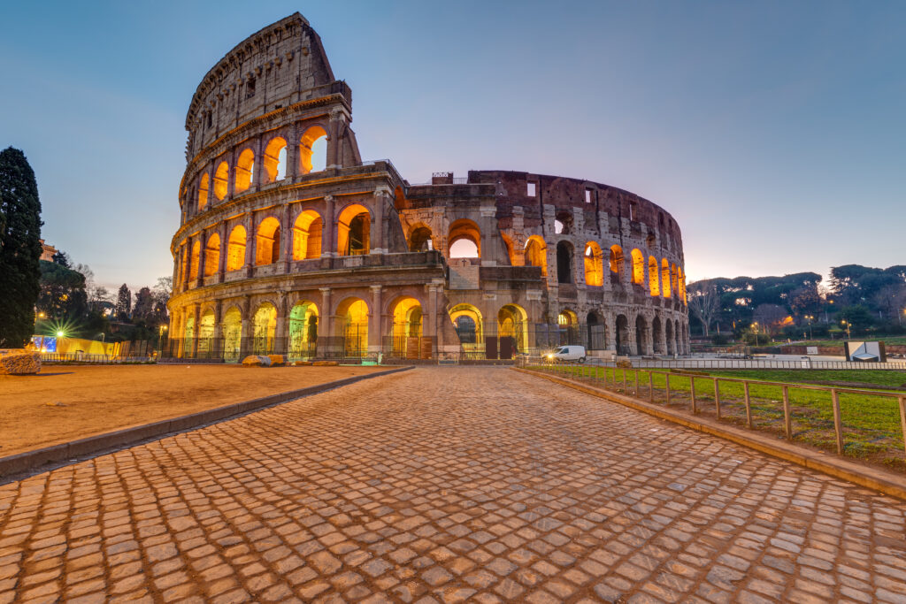 the-imposing-roman-colesseum-in-rome-2025-03-09-02-27-25-utc -