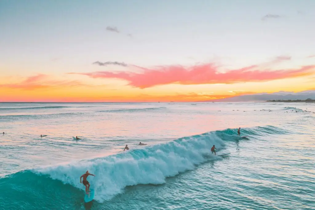 Hawaii Surfing