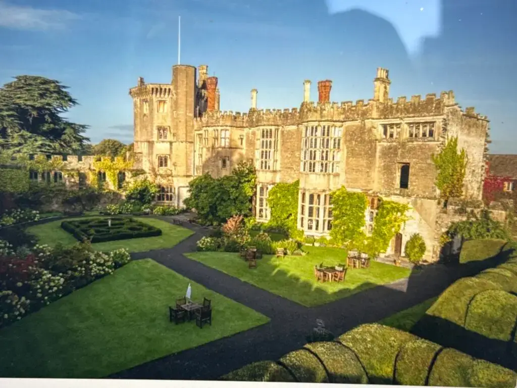 Thornbury Castle England
Castles around the world